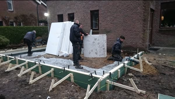 Douglas uitbouw geplaatst in Rolde